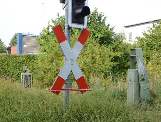 Bahnübergang „Dolgener Straße“ voll gesperrt