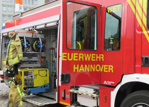 Seniorin bei Brand in Wohn- und Pflegeheim in Groß-Buchholz verstorben