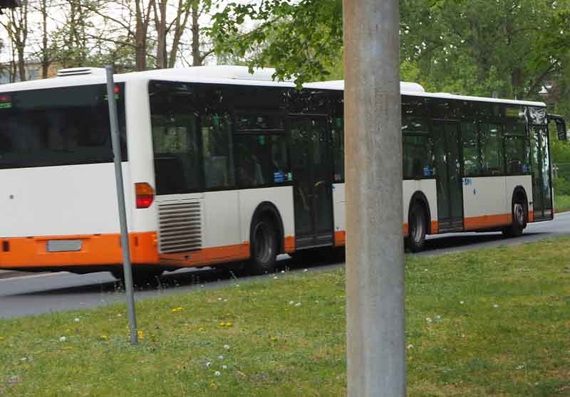 Buslinien 340, 341, 348: Haltestelle Laatzen/Zentrum entfällt bis auf Weiteres