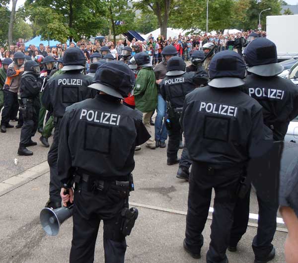 Polizei zufrieden mit Fans des Spiels HSV gegen Hannover 96