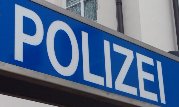 Polizei-Info auf dem Pferde- und Hobbytiermarkt in Burgdorf