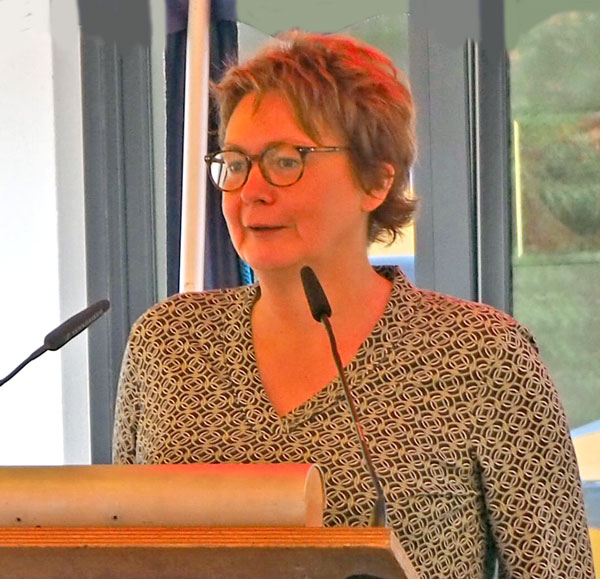 Wieder steigende COVID-Fallzahlen – Ministerin Daniela Behrens besorgt