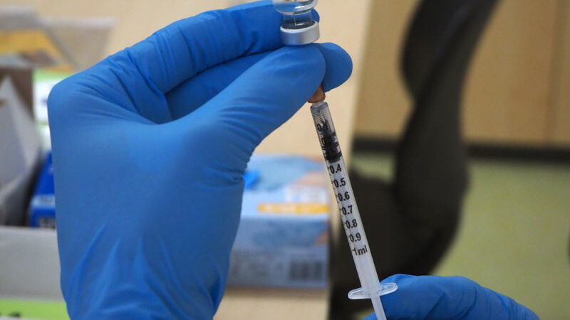 Gesundheitsamt informiert über Grippe- und Corona-Impfungen