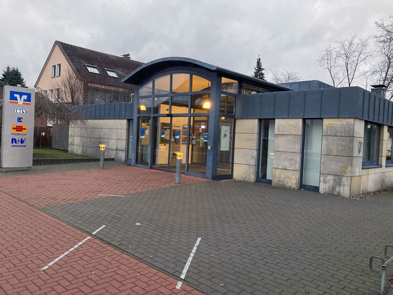 Nutzung des Volksbank-Gebäudes in Ahlten: SPD wünscht Verhandlungen mit dem Eigentümer