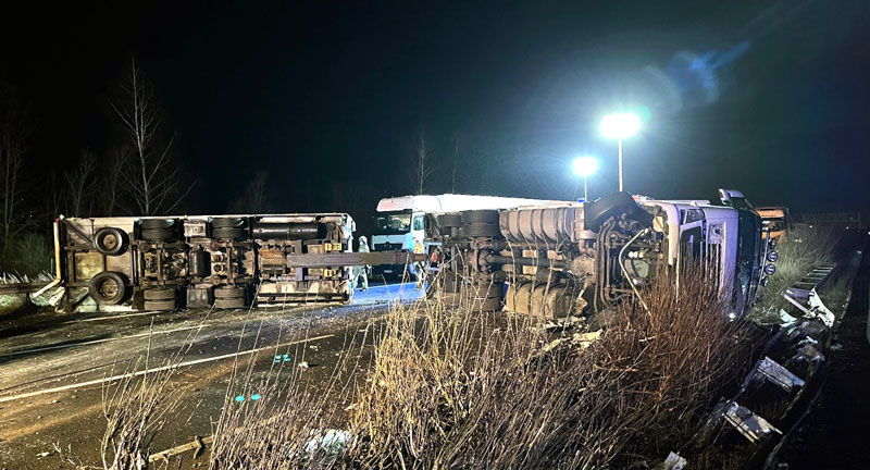 LKW-Unfall auf der A 2 – zwei Fahrer eingeschlossen – keine Rettungsgasse