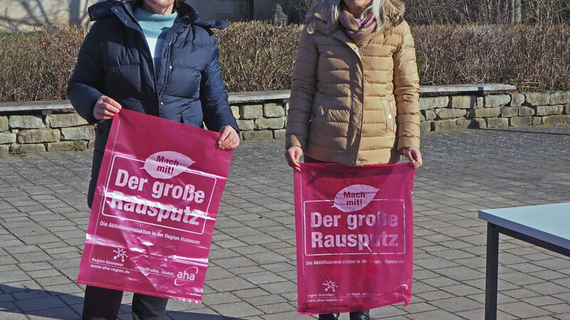 Müllsammeln in Wehmingen mit kuriosen „Fundstücken“