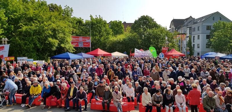 Maifest und Kundgebung des DGB Lehrte mit Prof. Dr. Ernst Ulrich von Weizsäcker