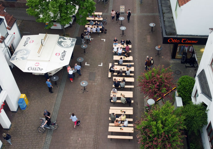 Kleines Straßenfest der IGS Sehnde trotzt Wetterunbill