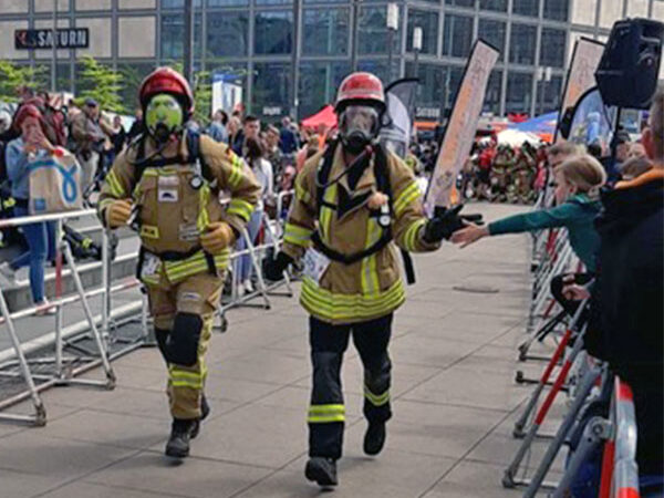 10. Berlin Firefighter Stair Run – drei Wettkämpfer aus Höver dabei