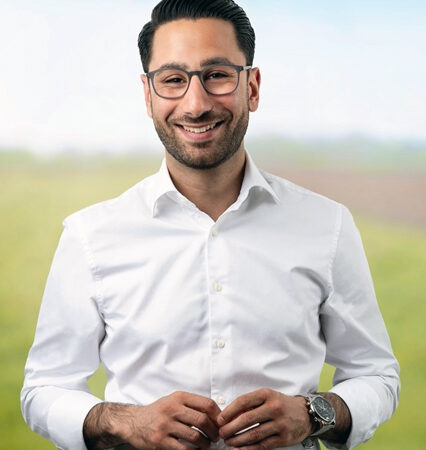 Sepehr Amiri (CDU) am Wochenende an den Wahlinformationsständen im Wahlkreis