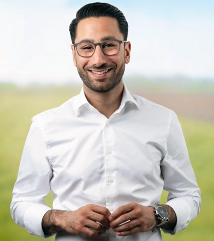 Sepehr Amiri (CDU) am Wochenende an den Wahlinformationsständen im Wahlkreis