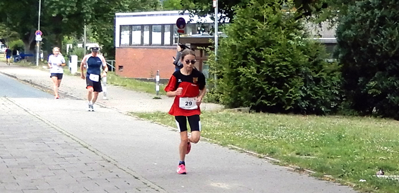 Springer Sommerlauf: zwölfjährige Anastasia Avramoglou mit starkem Auftritt
