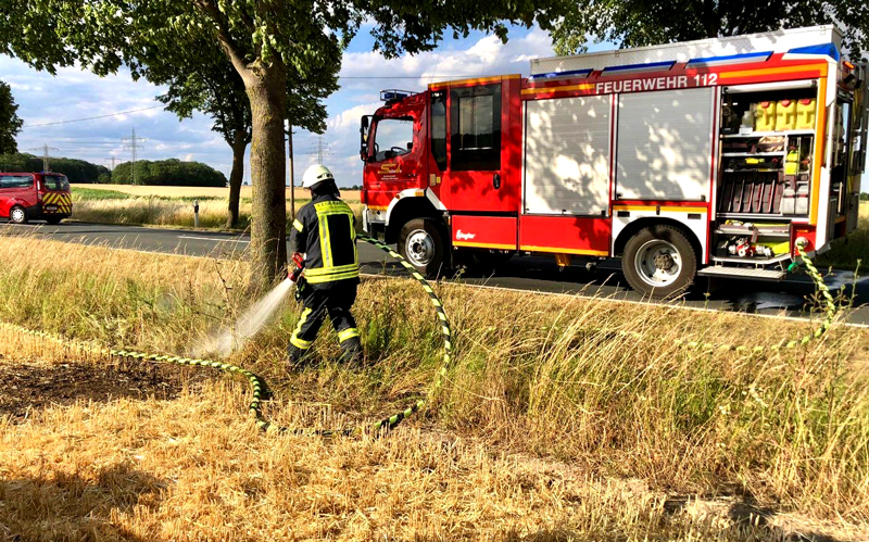 Kleines Feuer bei Müllingen zügig gelöscht