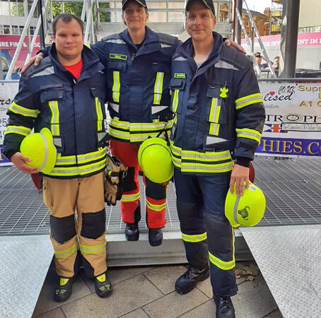 Firefighter Challenge Team zum Charitylauf in England