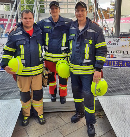 Firefighter Challenge Team zum Charitylauf in England