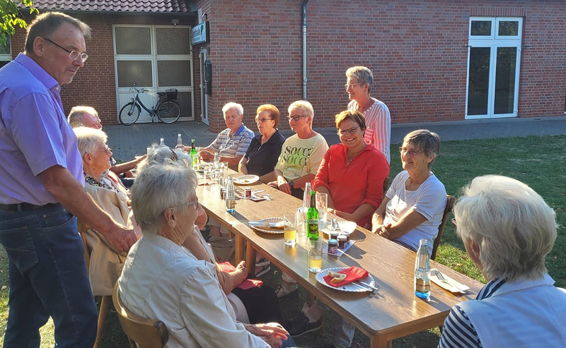 Grillen mit MdL Dr. Silke Lesemann in Wassel – zahlreiche Gespräche