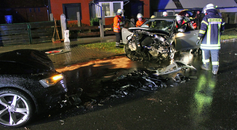 Verkehrsunfall mit schwer verletzter Person bei Stedum