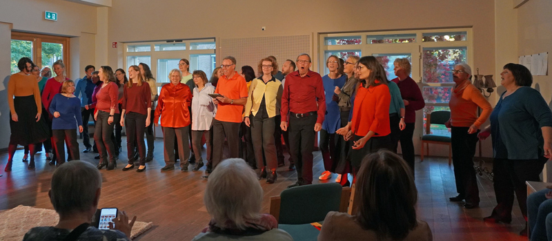 Singen bringt Freude ins Herz: Sehnder Chorgemeinschaft gibt Wohnzimmerkonzert