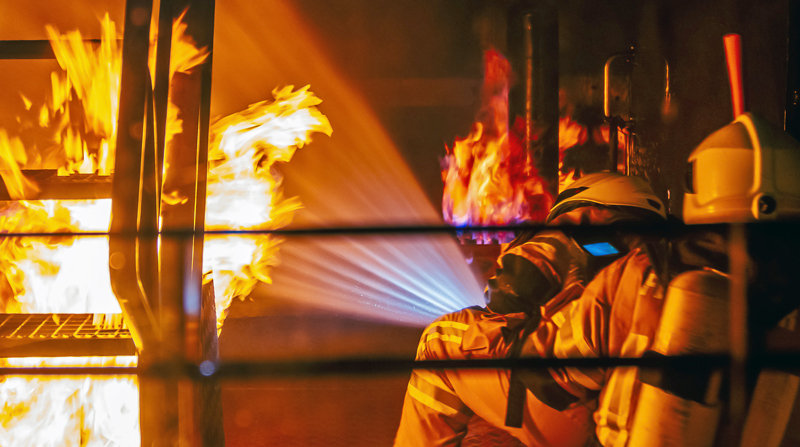Atemschutzgeräteträger der Lehrter Feuerwehren trainieren in der Brandsimulationsanlage