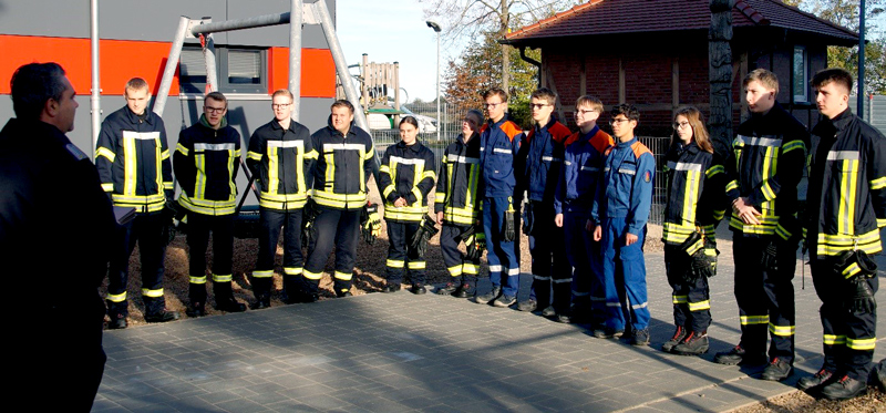 13 Sehnder Jugendfeuerwehrmitglieder erwerben die Jugendflamme Stufe 3