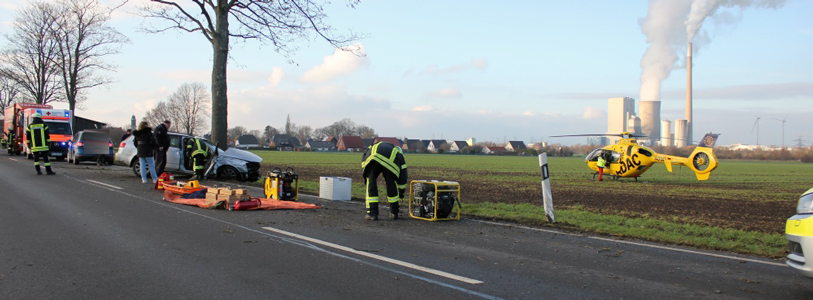 Schwerer Verkehrsunfall auf der B 65 zwischen Mehrum und Schwicheldt