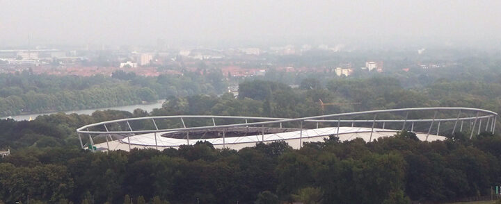 Verkehrsbehinderungen durch Fußballspiel Hannover 96 gegen Karlsruher SC