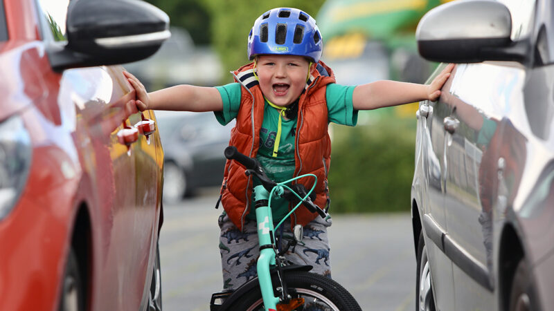 Kidical Mass in Lehrte am Rathaus – Platz da