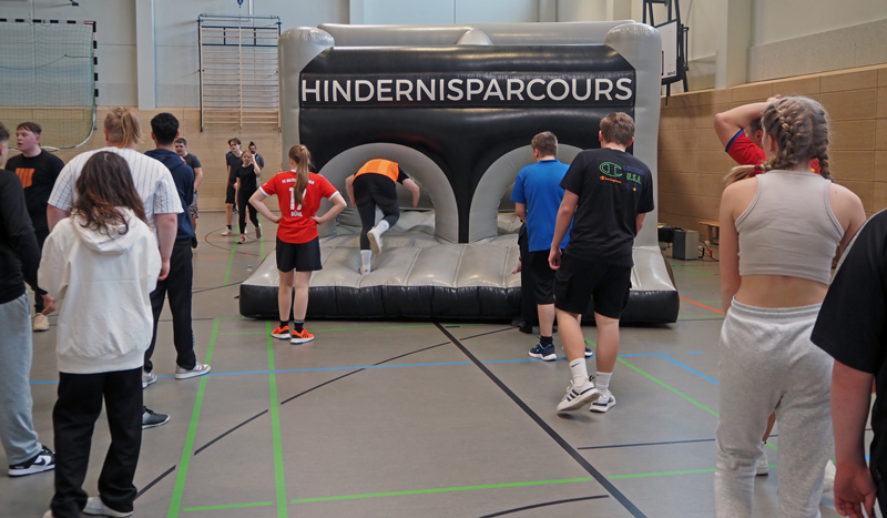 Schüler in Bewegung: KGS-Sportfest mit Trixitt im Sehnder Sportzentrum