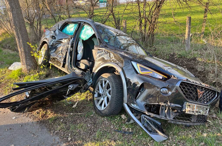 Verkehrsunfall mit einem Verletzten auf der B 65 in Evern