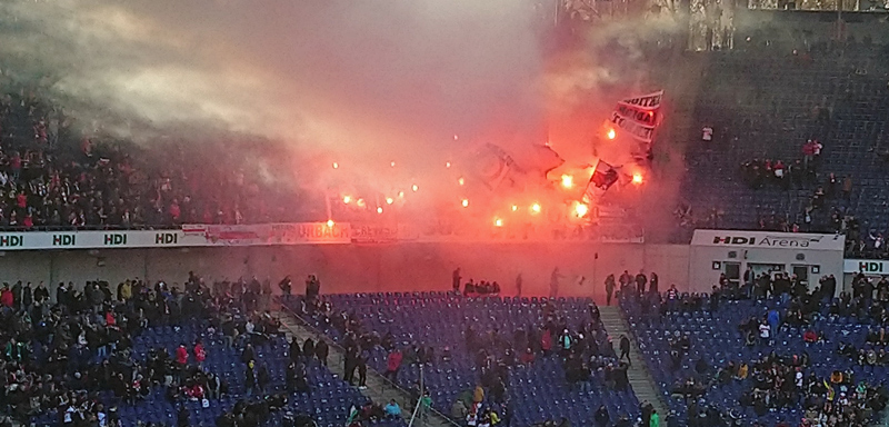 Hohe Strafen wegen 96-„Fans“ für den Verein: über 600.000 Euro