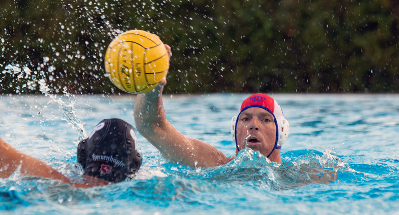 LSV-Wasserballer hoffen mit 9:1 Punkten der Rückrunde noch auf Meistertitel