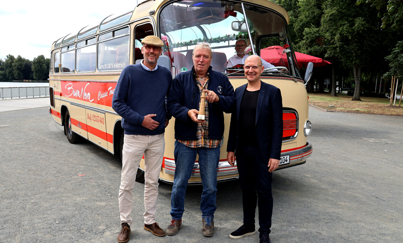 Die Sonne als Antrieb: Oldtimer-Bus „BussaNova“ wirbt für den Klimaschutz jetzt elektrisch