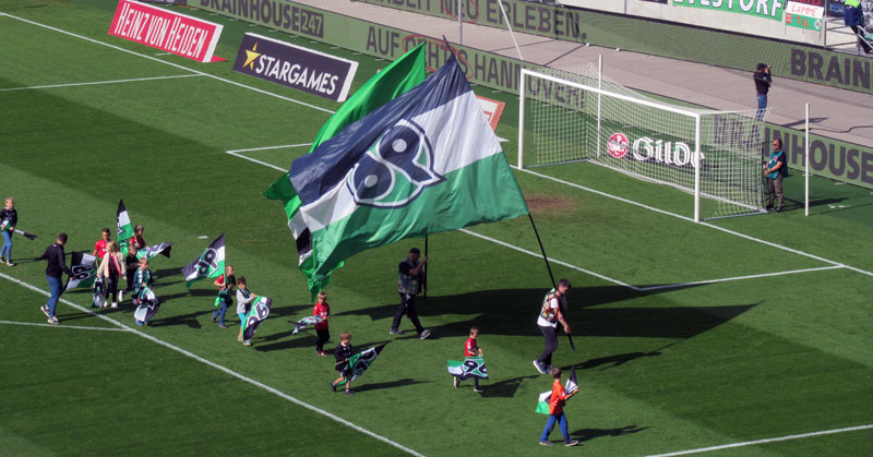 Hannover 96 schlägt SV Wehen Wiesbaden