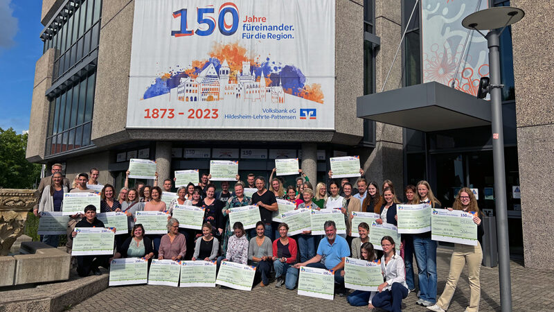 Volksbank eG Hildesheim-Lehrte-Pattensen ehrt „Helden der Zukunft“