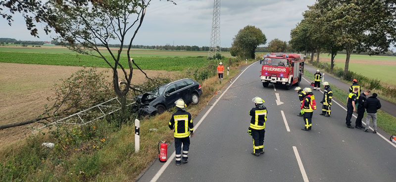 Verkehrsunfall auf der B 494 Clauen-Bründeln