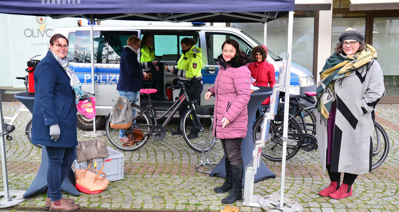 Sattelschoner zum Orange Day in Sehnde – gute Resonanz