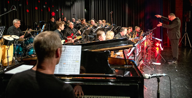 SBR-Bigband mit direktem Draht „nach oben“