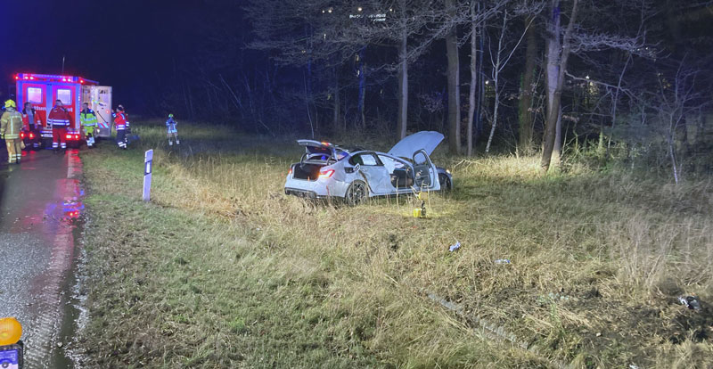 Drei Verletzte bei Verkehrsunfall auf der A 2