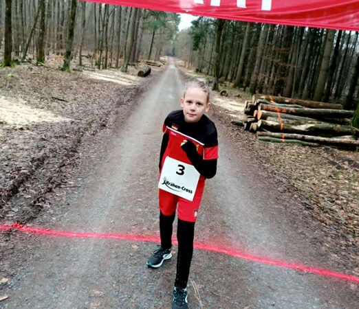 MTV-Läufer Ethan Meine beim „Krähencross“ in Nienburg