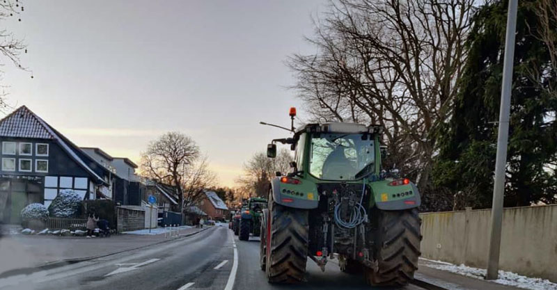 Mehrere tausend Landwirte legten den Verkehr in der Region Hannover teilweise lahm