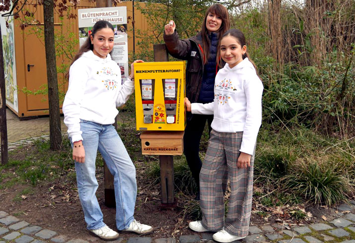 Gemeinsam für Wildbienen: Erlebnis-Zoo und Hannover Sisters gemeinsam für Artenschutz