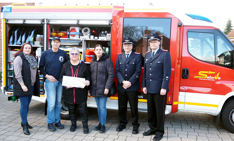 Geld aus der Wehminger Weiberfastnacht für Löschnägel