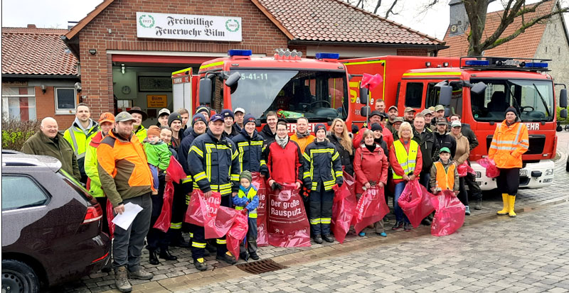 45 fleißige Helfer trotzen schlechtem Wetter beim Rausputz in Bilm