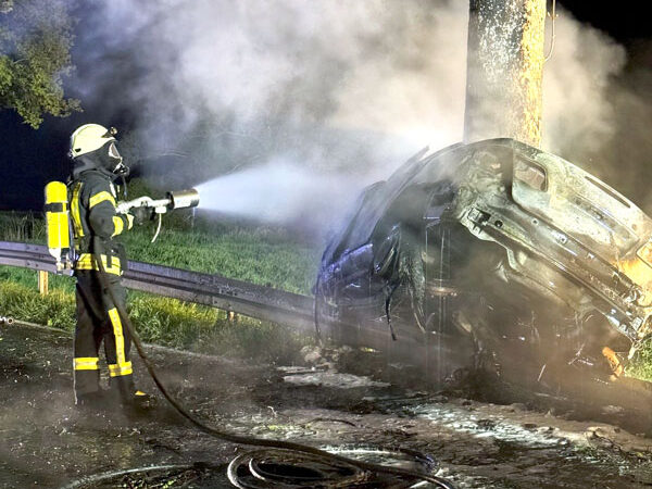 Zwei Tote bei nächtlichem Verkehrsunfall zwischen Evern und Lehrte