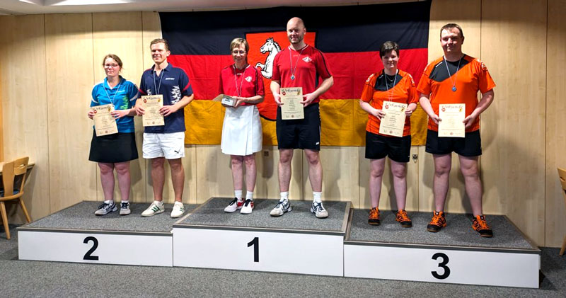 Geschwister Christiane und Christian Krause gewinnen im Paar-Mixed die Bronzemedaille im Kegeln