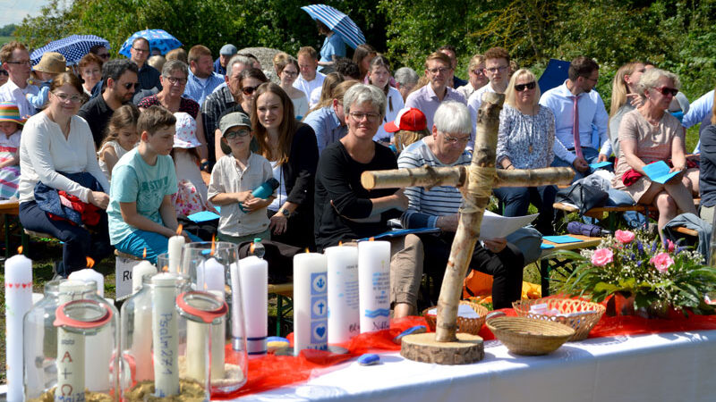 Pfingsten ist Verwandlung: Taufen in Gretenberg