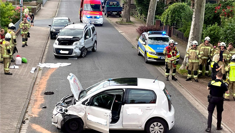 Eine Person bei Verkehrsunfall in Ahlten leicht verletzt