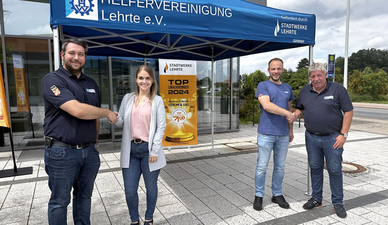Stadtwerke Lehrte unterstützen THW Helfervereinigung mit Pavillon-Spende