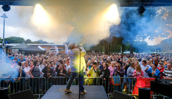 SV 06 Lehrte verpflichtet weitere Schlagersängerin für das 2. Schlager Open Air