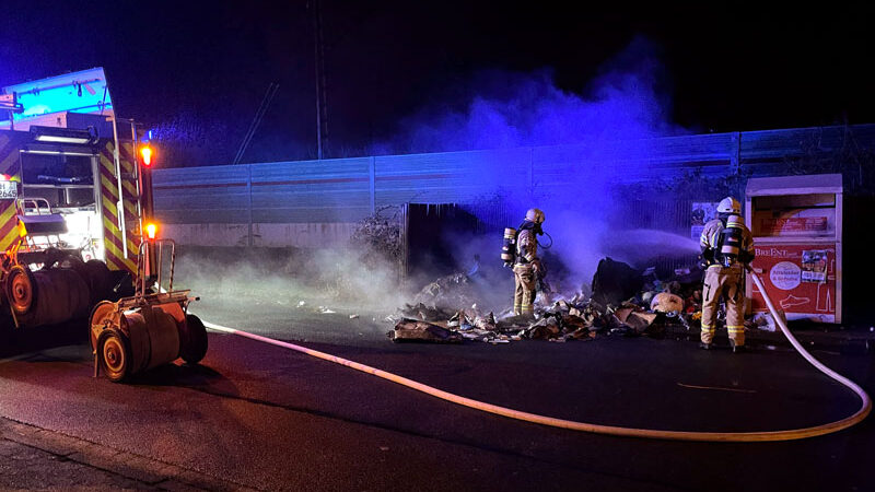 Erneut brennen zwei Papiercontainer in Lehrte